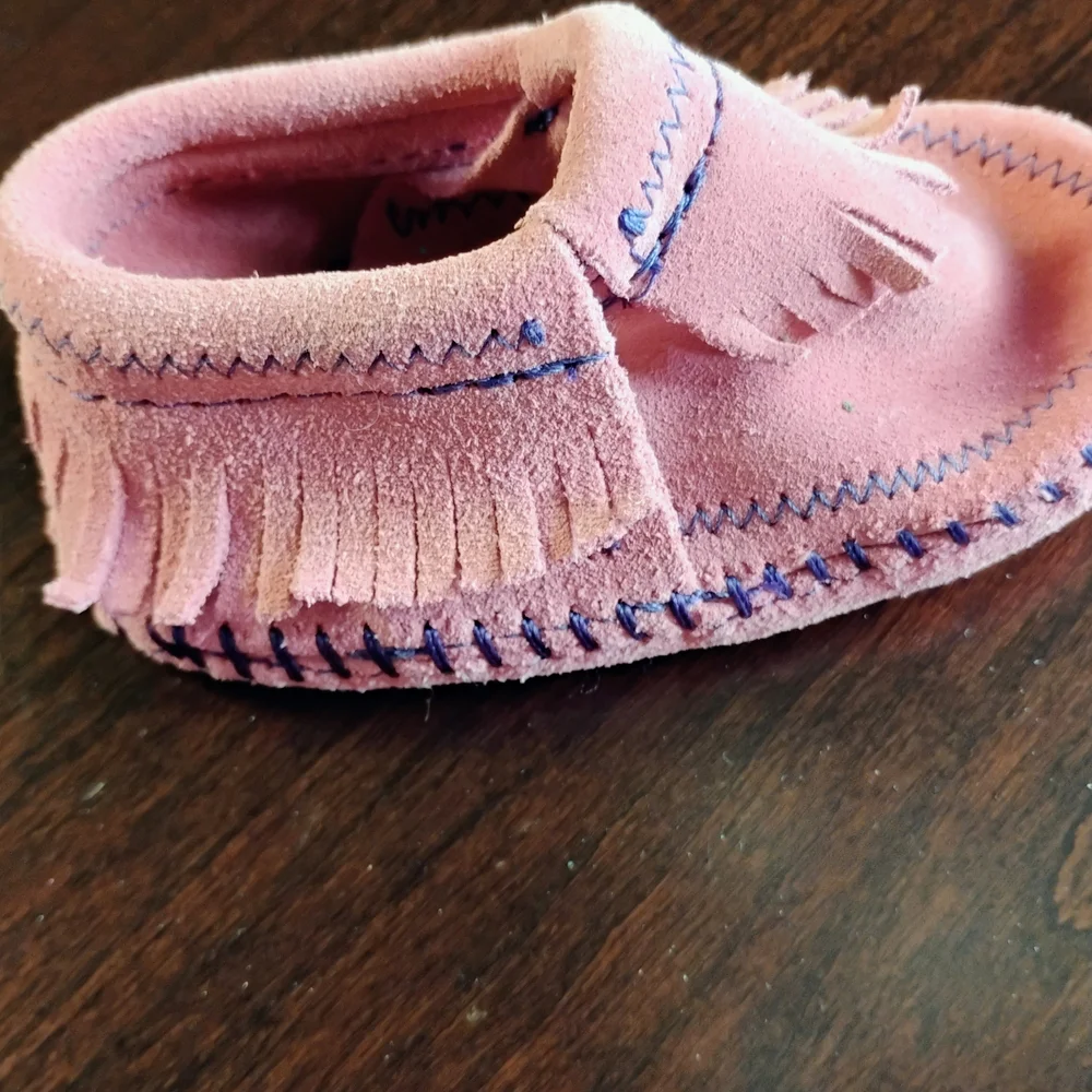 Minnetonka Pink Fringed Baby Moccasins